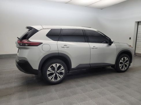 Used 2021 Nissan Rogue SV FWD image 10