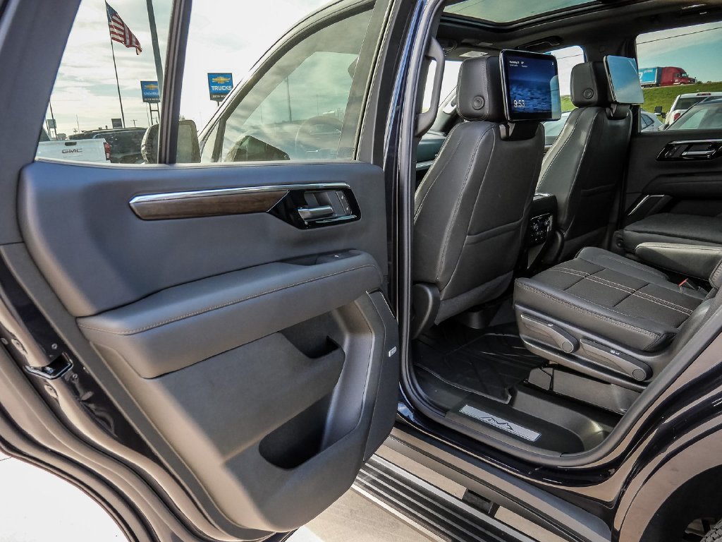 New 2027 Chevrolet Tahoe High Country AWD/4WD image 29
