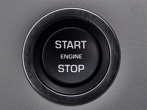 Certified 2026 Land Rover Range Rover Evoque S image 19