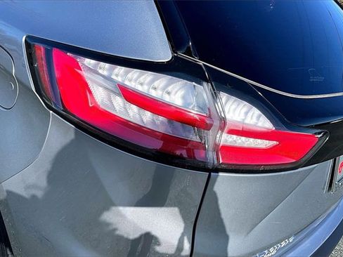 Used 2024 Ford Edge Titanium image 30