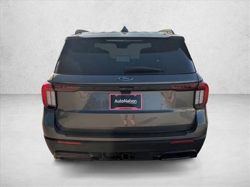 New 2026 Ford Explorer ST-Line w/ ST-Line Street Pack RWD image 7