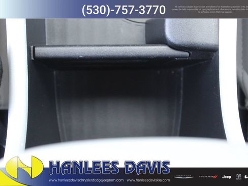 Used 2024 Hyundai Kona SEL FWD image 19