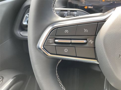 New 2026 Chevrolet Traverse LT image 18