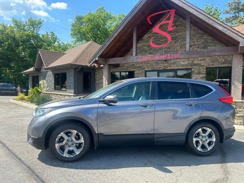 Used 2018 Honda CR-V EX image 2
