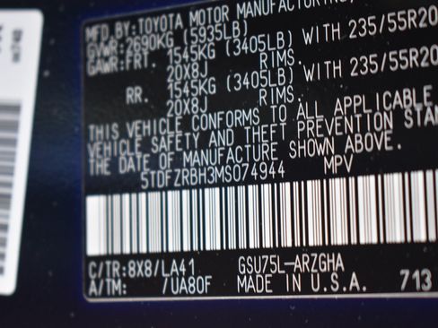 Used 2021 Toyota Highlander Platinum AWD/4WD image 17