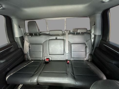 Used 2024 GMC Sierra 2500 SLT AWD/4WD image 30