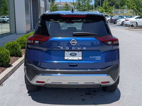 Used 2023 Nissan Rogue Platinum AWD/4WD image 6