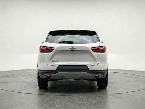 Used 2025 Chevrolet Blazer LT image 7