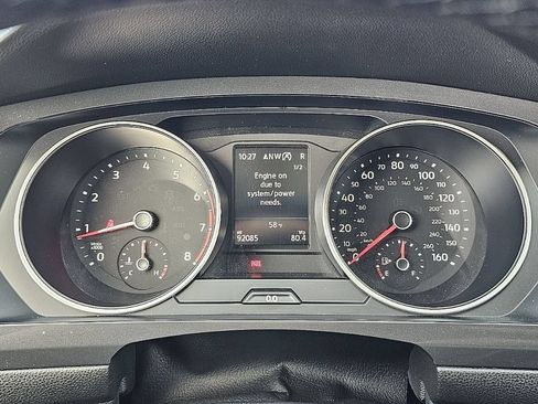 Used 2018 Volkswagen Tiguan SEL FWD image 15
