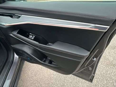 Used 2024 Jeep Wagoneer Launch Edition image 18