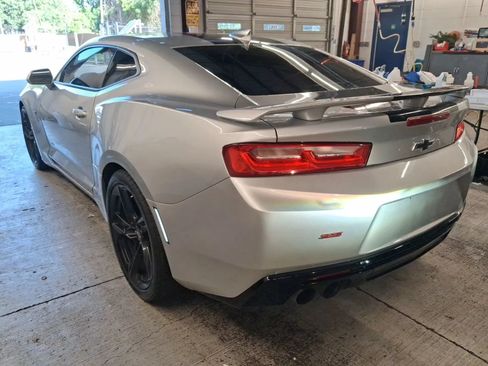 Used 2018 Chevrolet Camaro SS RWD image 3