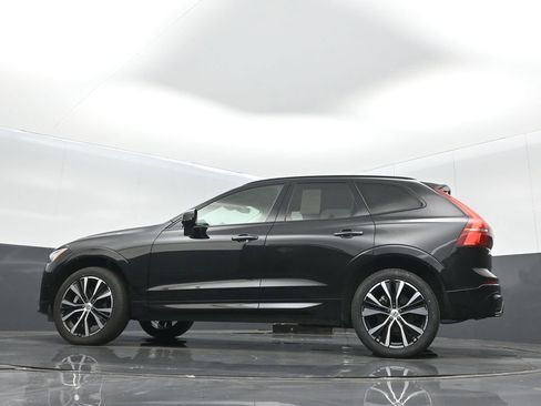 Used 2024 Volvo XC60 B5 Plus image 14