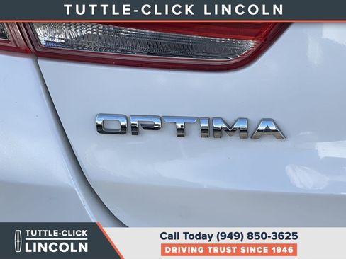 Used 2017 Kia Optima EX w/ Technology Package FWD image 8