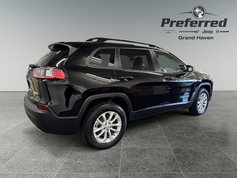 Used 2022 Jeep Cherokee Latitude Lux AWD/4WD image 17