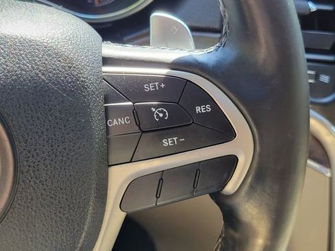 Used 2014 Jeep Grand Cherokee Limited AWD/4WD image 17