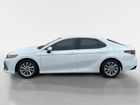 Used 2023 Toyota Camry LE w/ Protection Package (Q2) (TMS) FWD image 2
