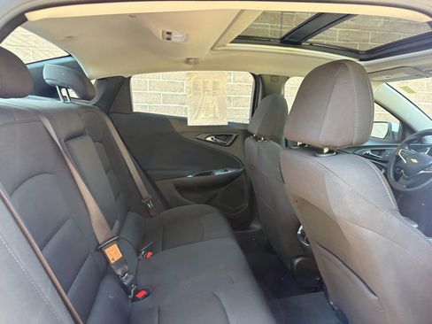 Used 2024 Chevrolet Malibu LT FWD image 22