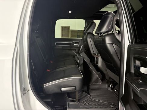 Used 2025 RAM 3500 Laramie image 34