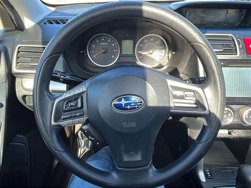 Used 2016 Subaru Forester 2.5i Premium w/ All-Weather Package AWD/4WD image 19