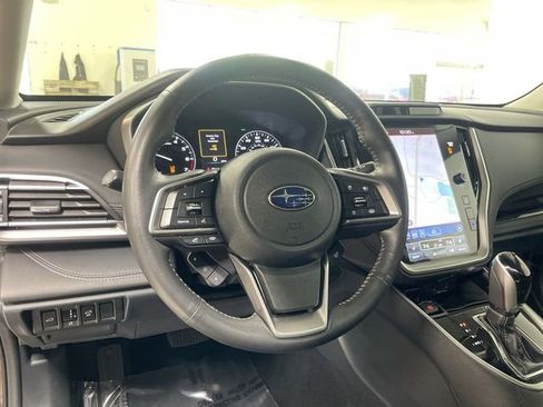 Used 2022 Subaru Outback Limited image 14