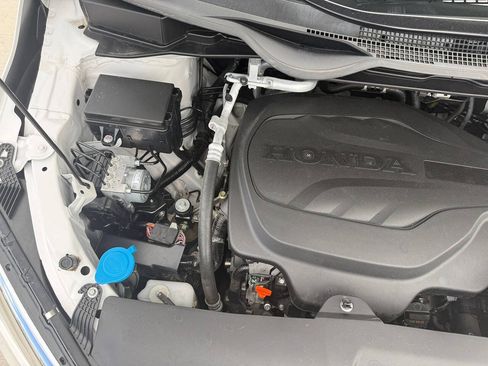 Used 2023 Honda Odyssey Elite image 13