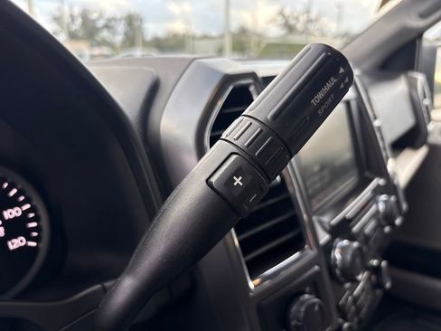 Used 2015 Ford F150 XLT w/ Equipment Group 302A Luxury image 27