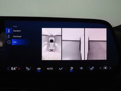 Used 2024 Chevrolet Equinox EV RS image 34