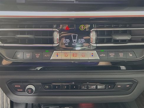 Used 2025 BMW Z4 sDrive30i image 19