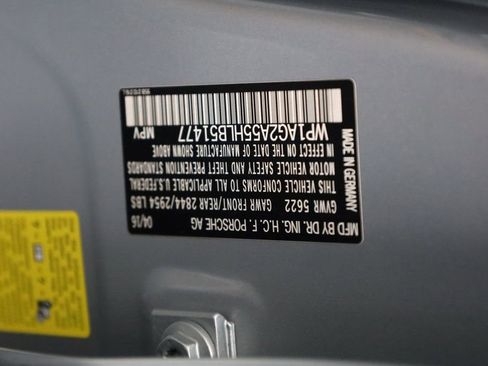 Used 2017 Porsche Macan GTS image 12