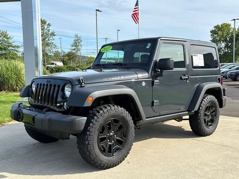Used 2017 Jeep Wrangler Sport AWD/4WD image 5