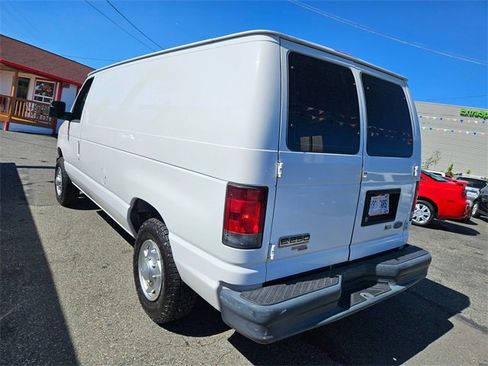 Used 2013 Ford E-250 and Econoline 250 w/ Commercial Cargo Van Pkg image 5