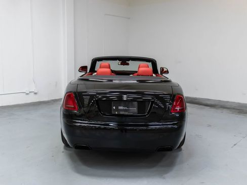Used 2020 Rolls-Royce Dawn RWD image 7