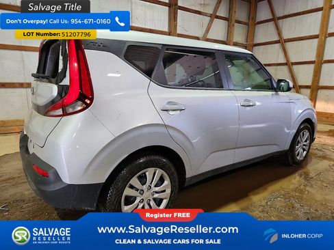 Used 2020 Kia Soul LX FWD image 4