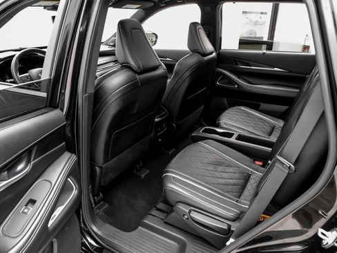 Used 2024 INFINITI QX60 Autograph w/ Cargo Package image 32