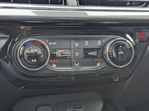 New 2026 Chevrolet Trax ACTIV w/ Driver Confidence Package image 17