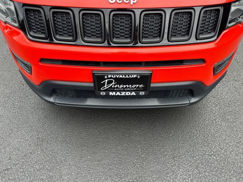 Used 2018 Jeep Compass Sport AWD/4WD image 22
