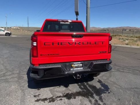 Used 2024 Chevrolet Silverado 1500 ZR2 w/ Technology Package AWD/4WD image 7
