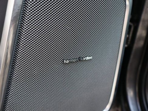 Used 2025 RAM 2500 Laramie image 12