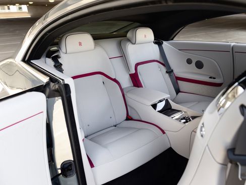 Used 2024 Rolls-Royce Spectre w/ Spectre Launch Package AWD/4WD image 50