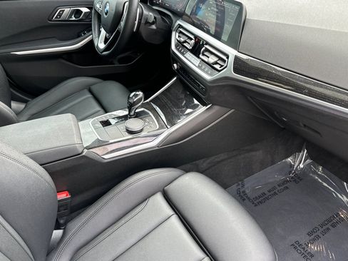 Used 2021 BMW 330i Sedan w/ Driving Assistance Package RWD image 15