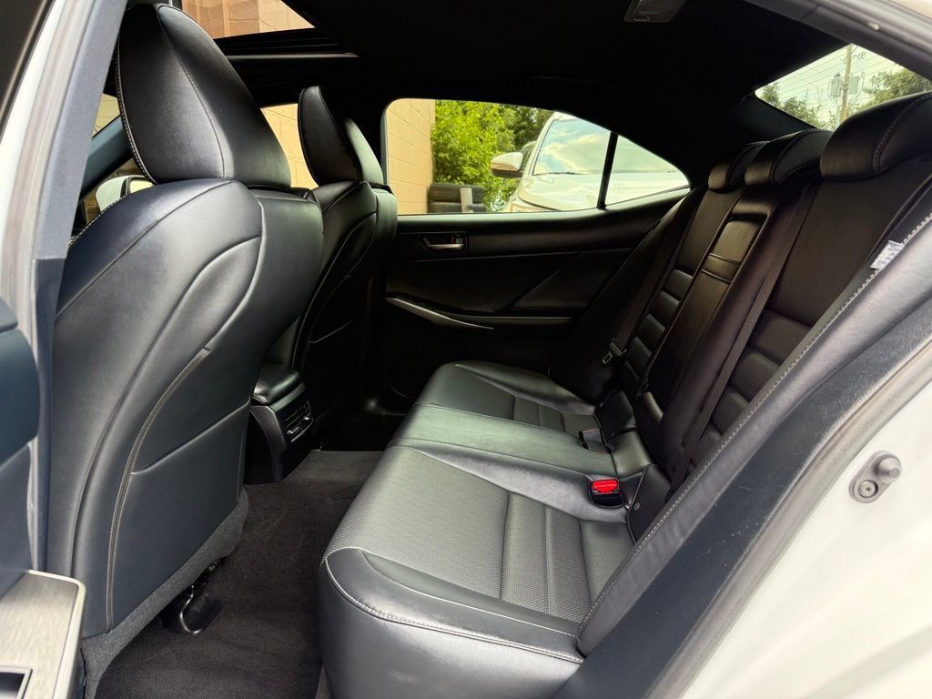 Used 2019 Lexus IS 300 F Sport w/ F Sport Package AWD/4WD image 12