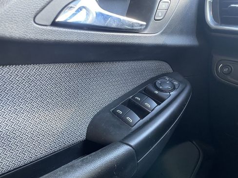 Used 2023 Chevrolet TrailBlazer LT image 12