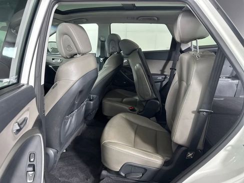 Used 2019 Hyundai Santa Fe XL image 34