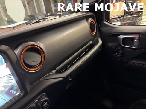 Used 2023 Jeep Gladiator Mojave w/ Cold Weather Group image 26