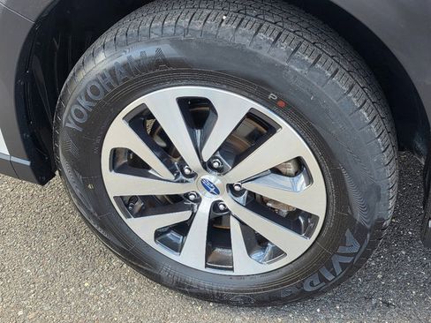 Certified 2023 Subaru Outback Premium image 32