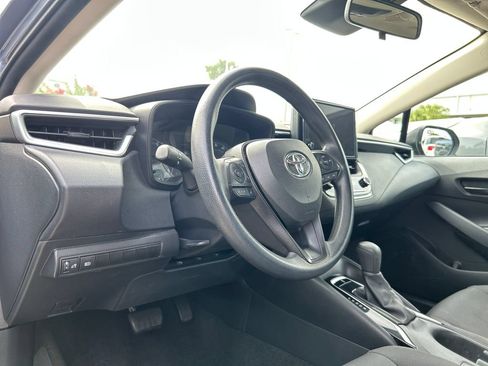 Used 2024 Toyota Corolla LE FWD image 10