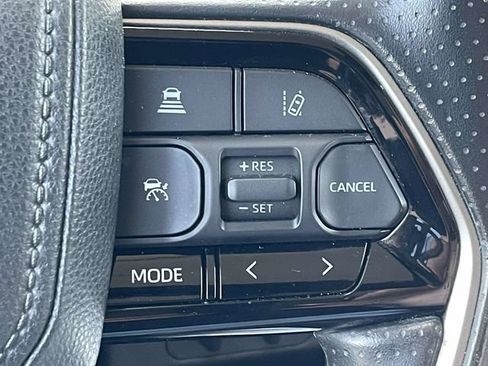 Used 2023 Toyota Tundra SR5 w/ SR5 Convenience Package AWD/4WD image 18