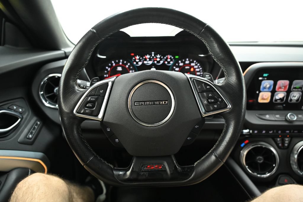 Used 2018 Chevrolet Camaro SS RWD image 26