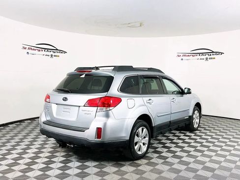 Used 2012 Subaru Outback 3.6R Limited image 8