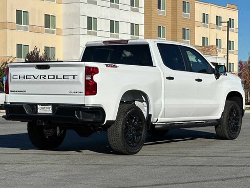 New 2026 Chevrolet Silverado 1500 Custom Trail Boss w/ Turbomax Blackout Package image 4